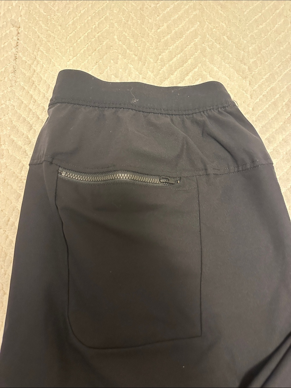 Men’s Lululemon Skull Print Jogger Pants - Picture 3 of 6